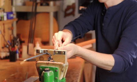 How To Use A Veneer Thicknessing  Tool To Improve Your Guitar Binding Work