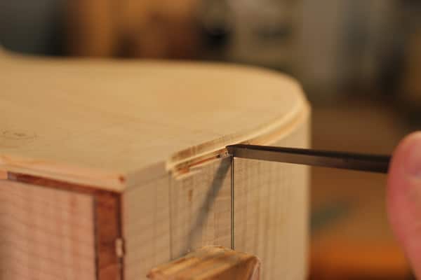 Cut Perfect Miter Joints in 3 Steps