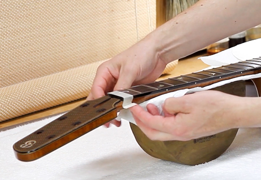 Adhesive Tape For Guitar Making (The Luthier's Guide)